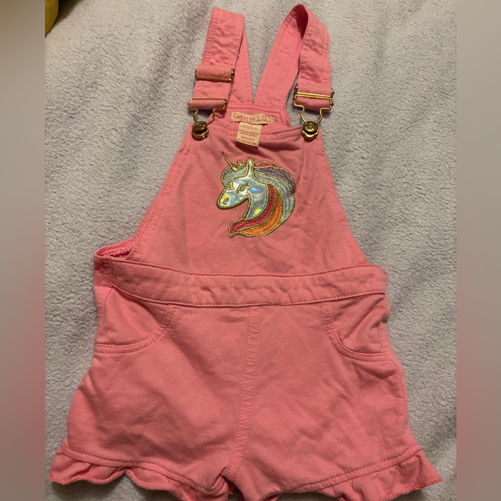 <3SOLD<3